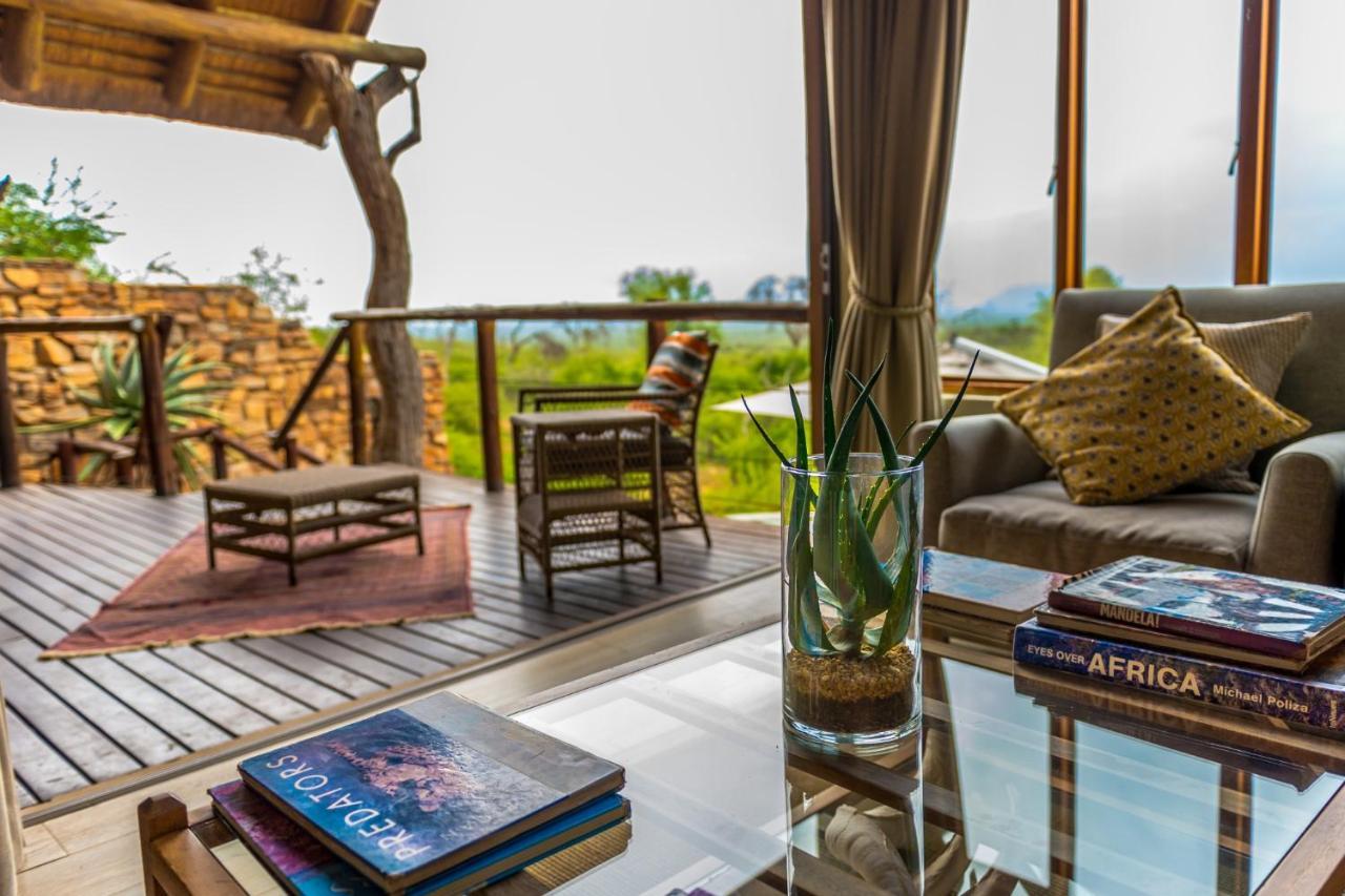 Impodimo Game Lodge Madikwe Game Reserve Exterior photo